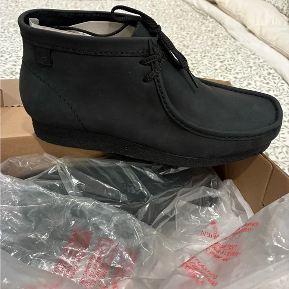 Clarks Tan Shoe Box with Black Label Clarks Originals Wallabee Men main image 4